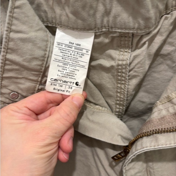 Carhartt Men's Beige Cargo Shorts - Picture 5 of 6